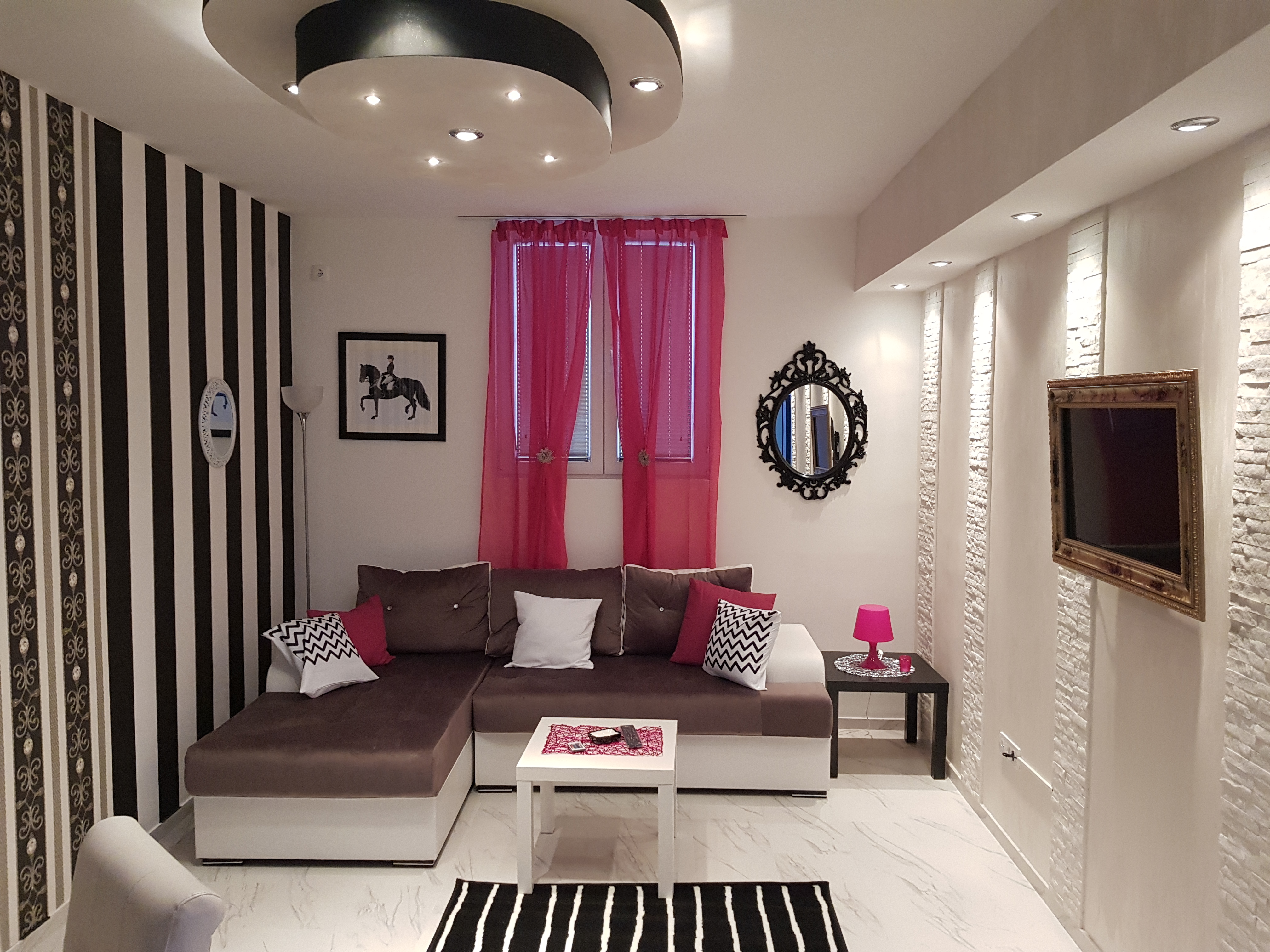 Black & White apartman thumbnail 06